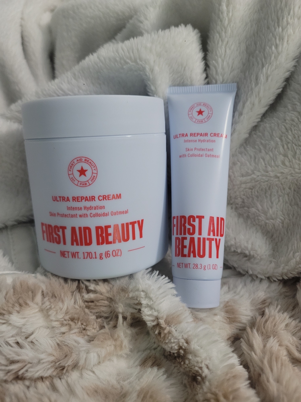 First Aid Beauty Ultra Repair Cream - White with Red Text - Intense Hydration